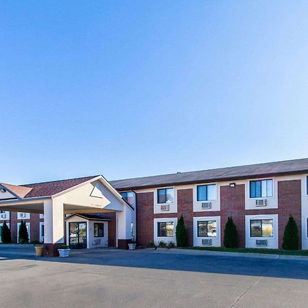 Quality Inn & Suites Ottumwa North Eksteriør bilde