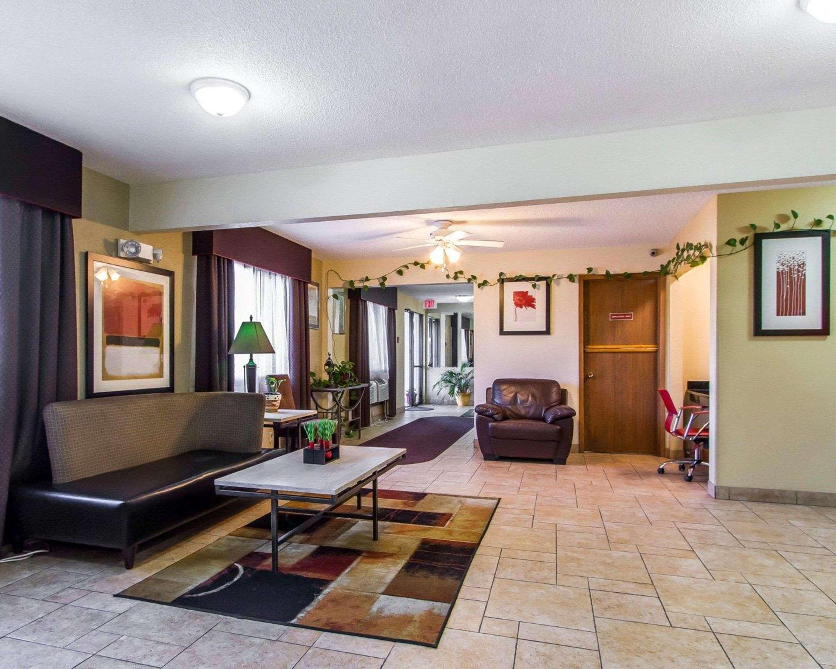 Quality Inn & Suites Ottumwa North Eksteriør bilde