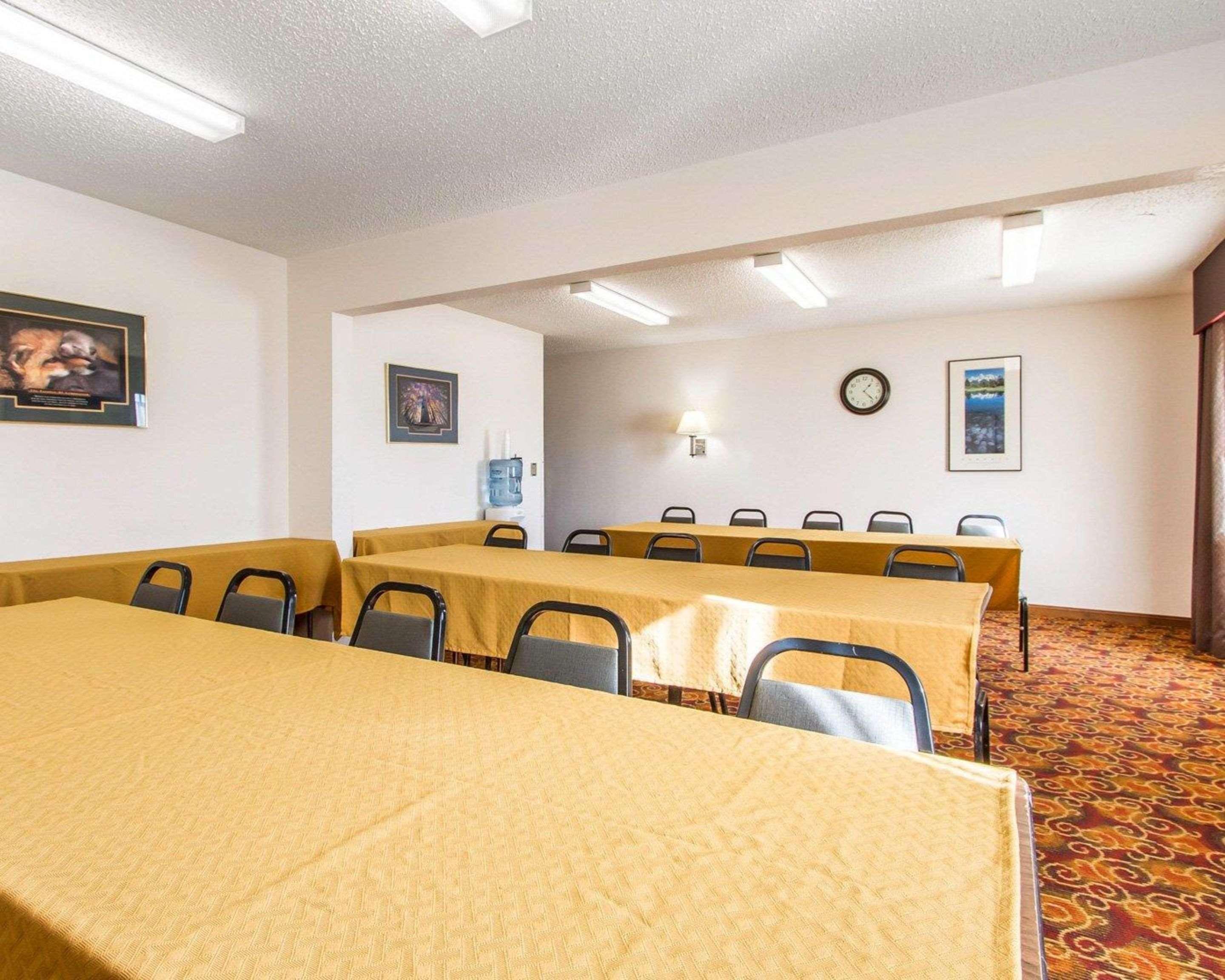 Quality Inn & Suites Ottumwa North Eksteriør bilde