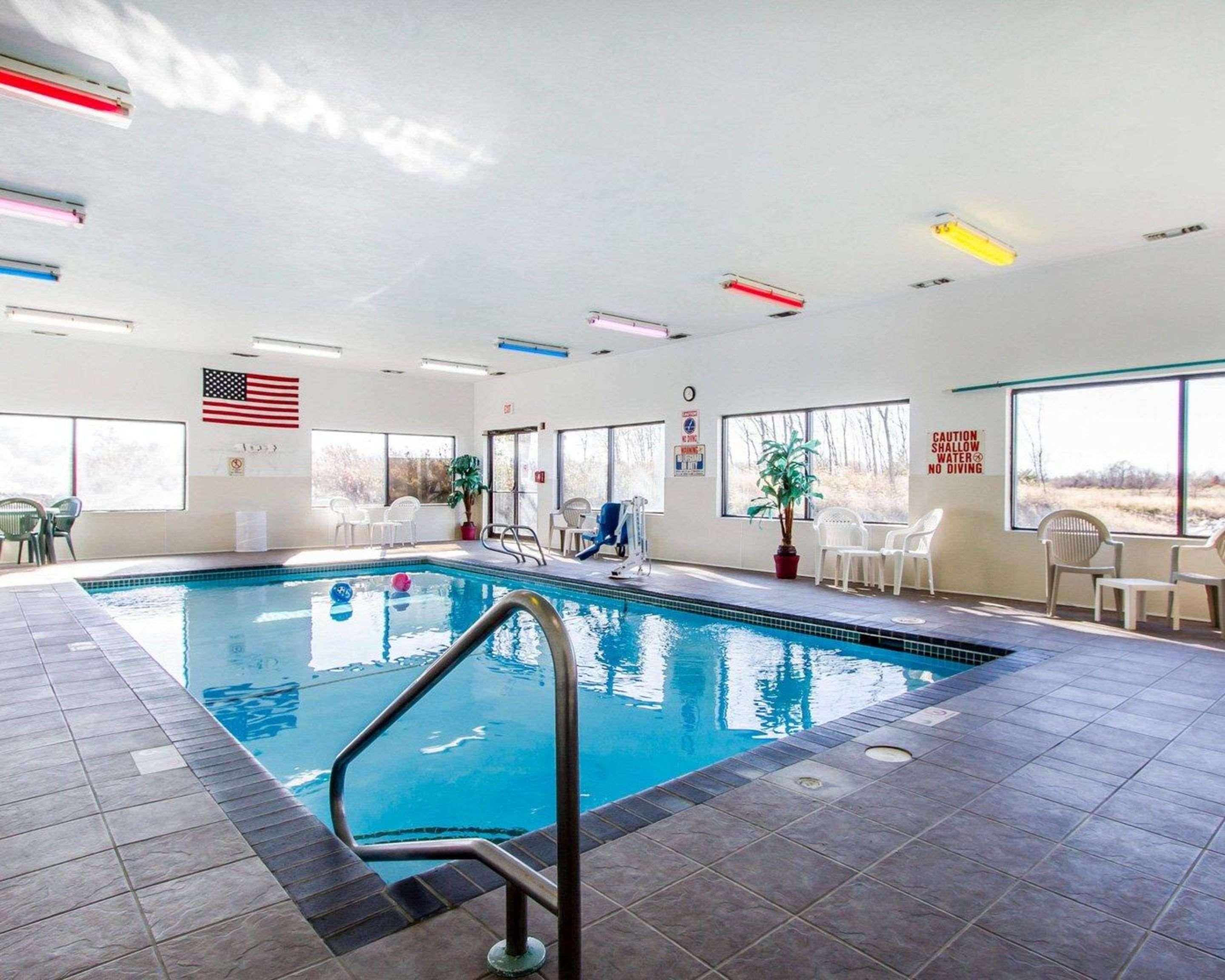 Quality Inn & Suites Ottumwa North Eksteriør bilde