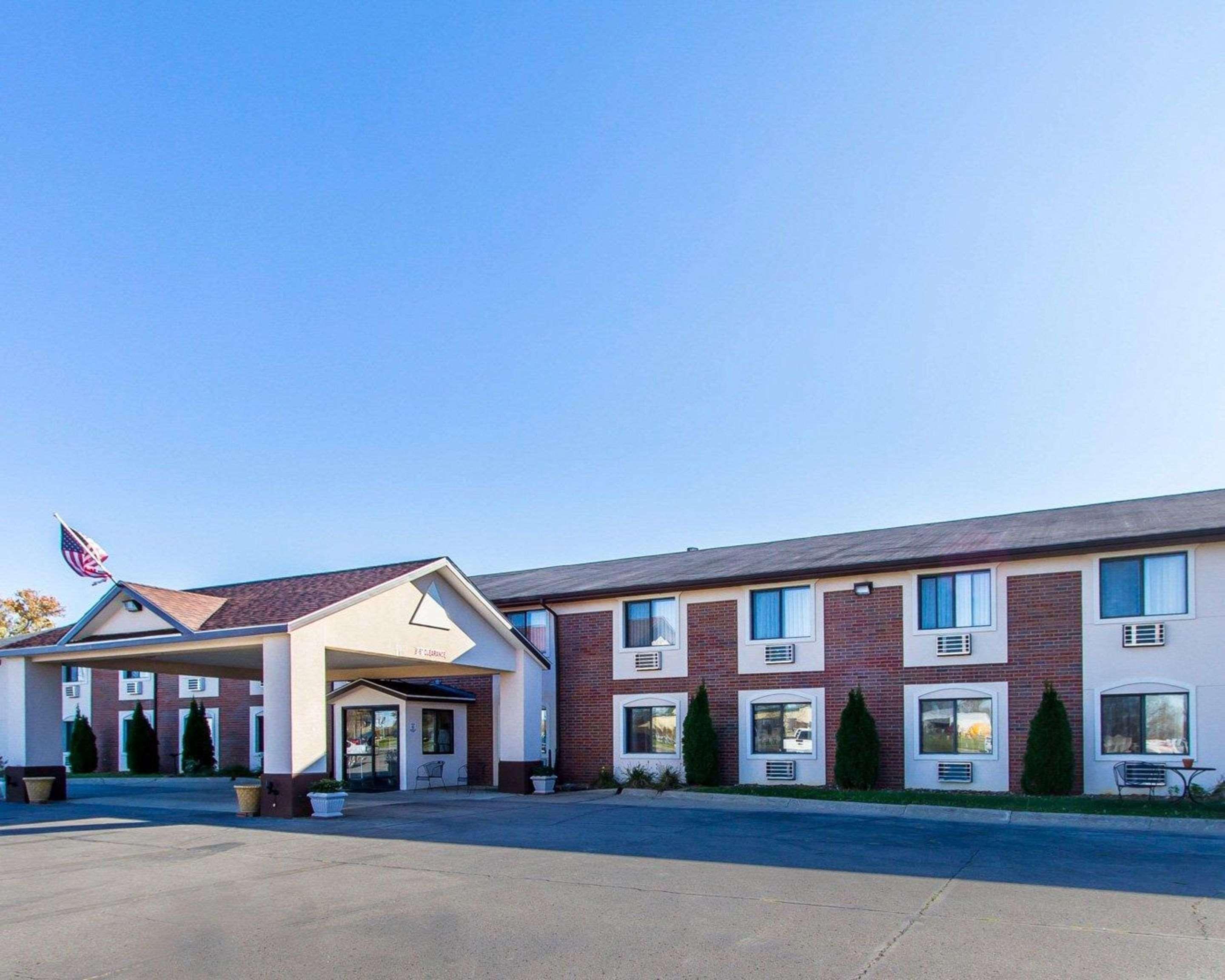 Quality Inn & Suites Ottumwa North Eksteriør bilde