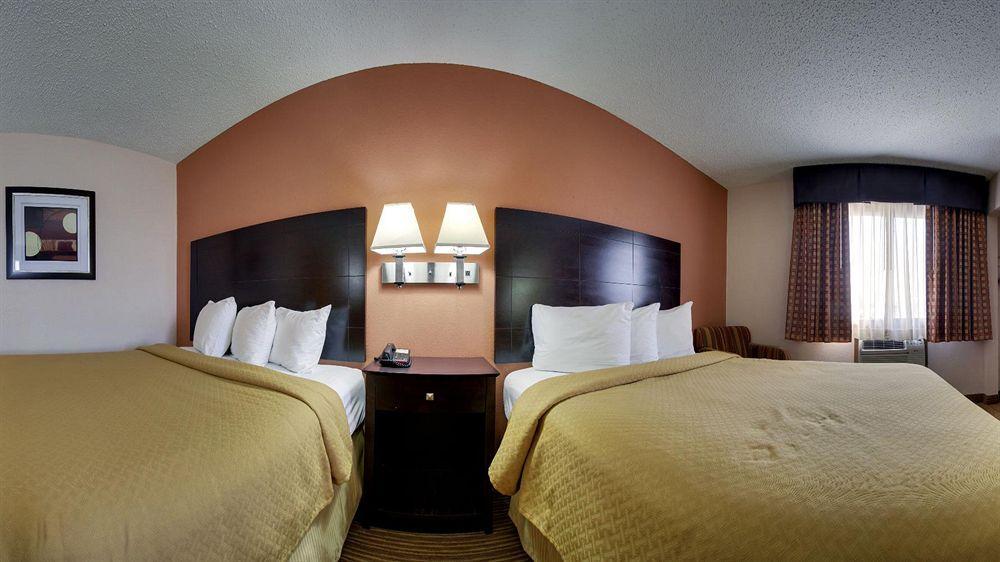 Quality Inn & Suites Ottumwa North Eksteriør bilde