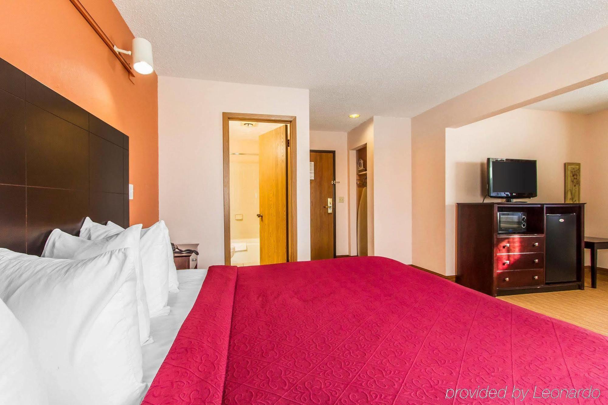 Quality Inn & Suites Ottumwa North Eksteriør bilde