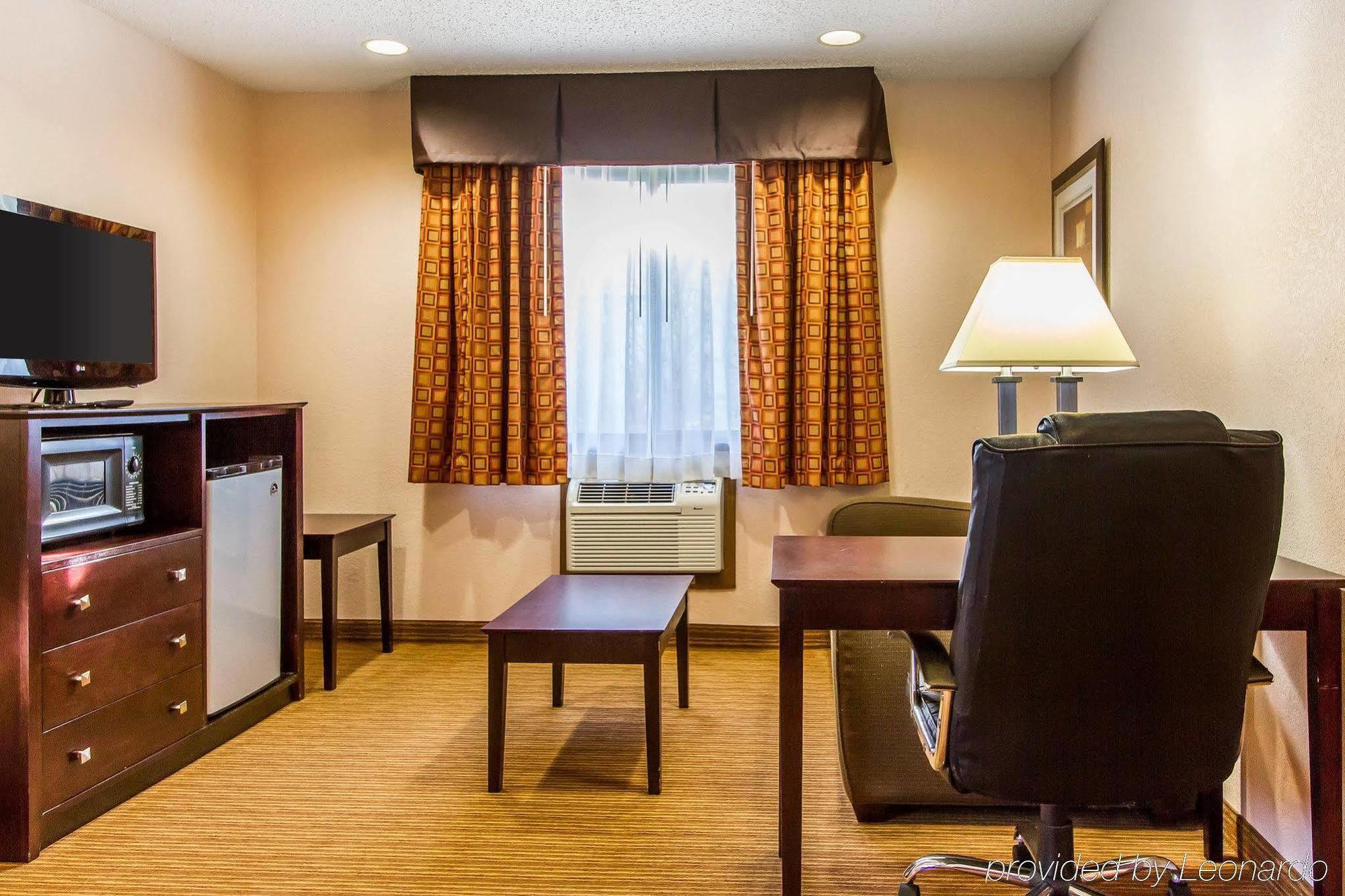 Quality Inn & Suites Ottumwa North Eksteriør bilde